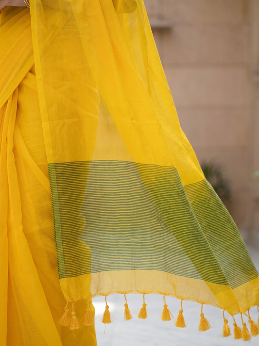Yellow Mul Zari Pallu Cotton Saree with Green Pallu